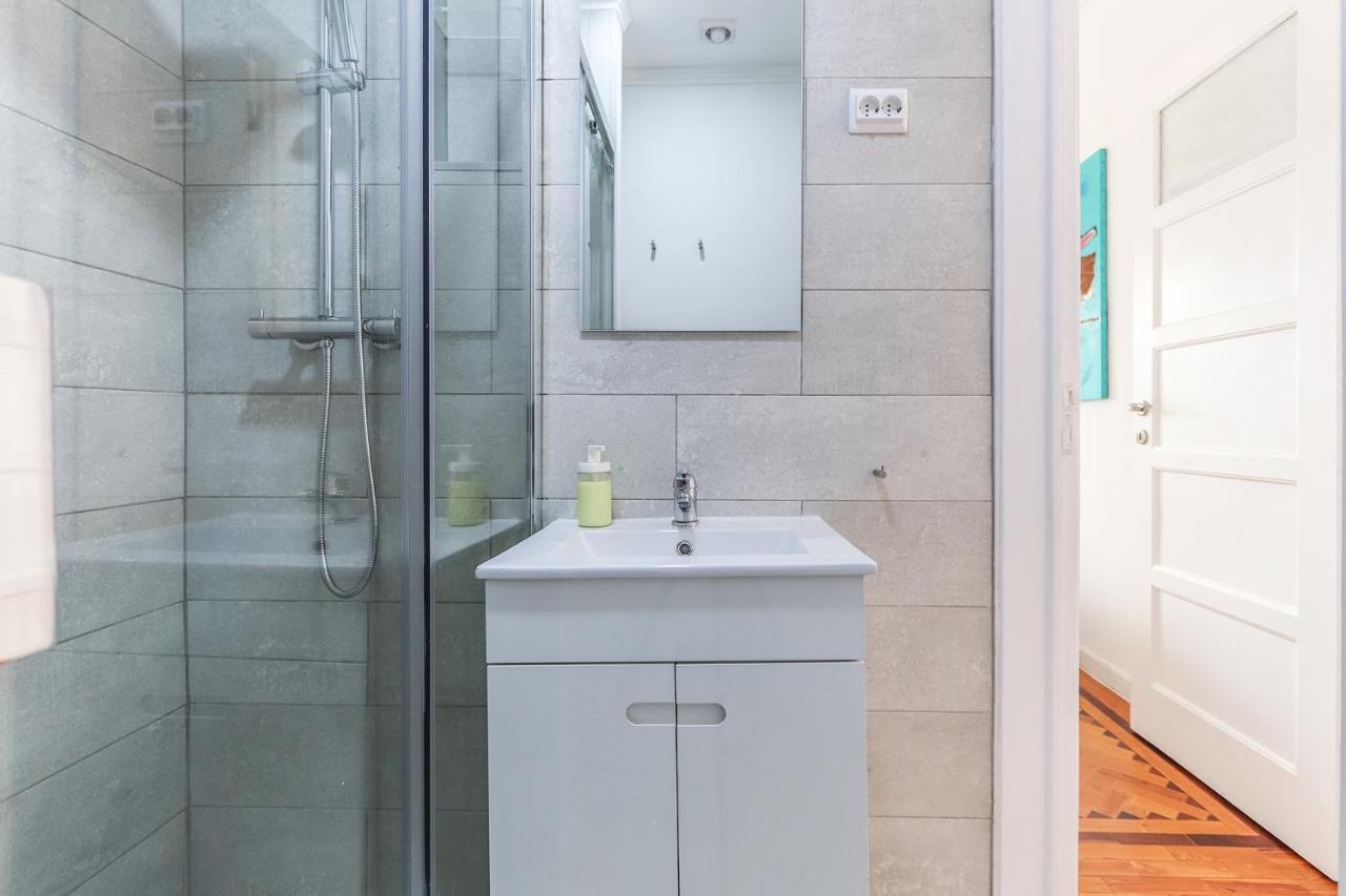 Vita Portucale ! Olaias Design With Terrace リスボン エクステリア 写真